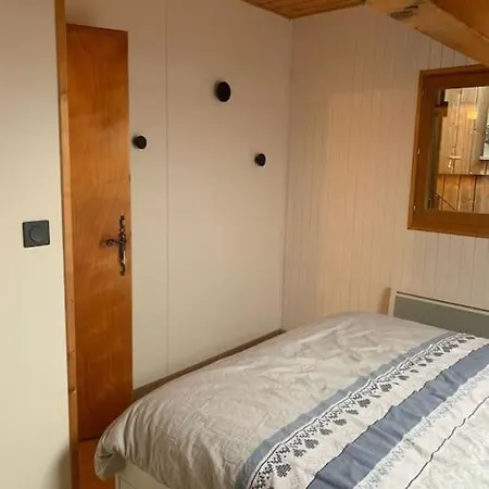 Chalet Chalet Sophie, Proche Des Pistes *